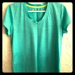 Xersion turquoise athletic v-neck tee. Size L.
